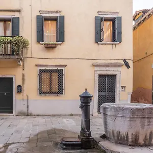  Apartment Accademia R&r Italien