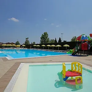 Prázdninový areál Villaggio Tiglio, Sirmione